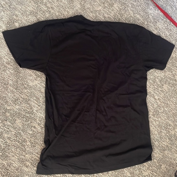 Black T-shirt - Picture 2 of 2